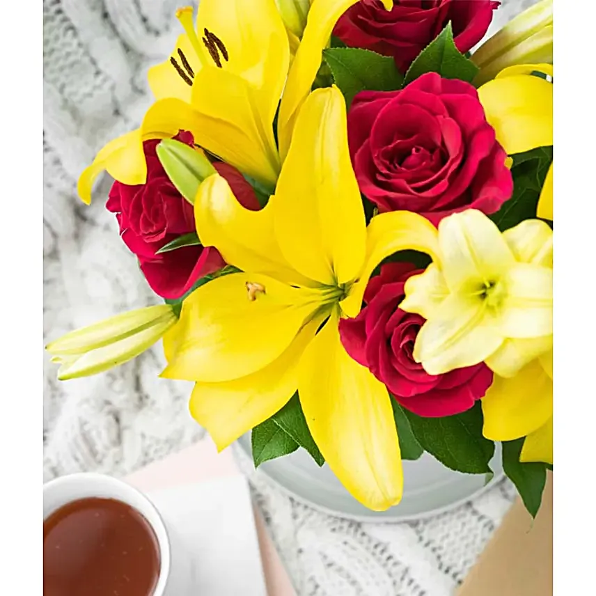 Strawberry Lemonade Rose N Lily Bouquet Regular