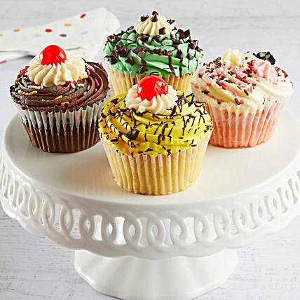 Jumbo Sundae Cupcakes:Cup Cakes for USA