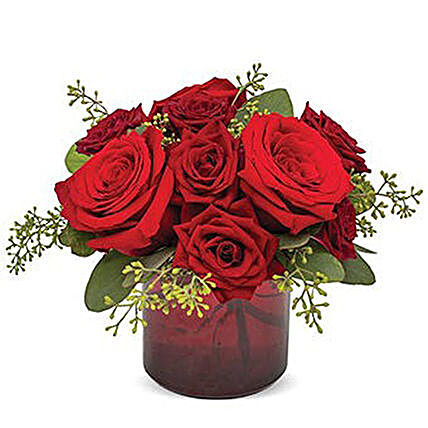 Red Rose Delight Bunch:Valentine Flowers to USA