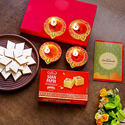 Diwali Diyas With Greeting Card & Sweets:Diwali Gifts for Corporate