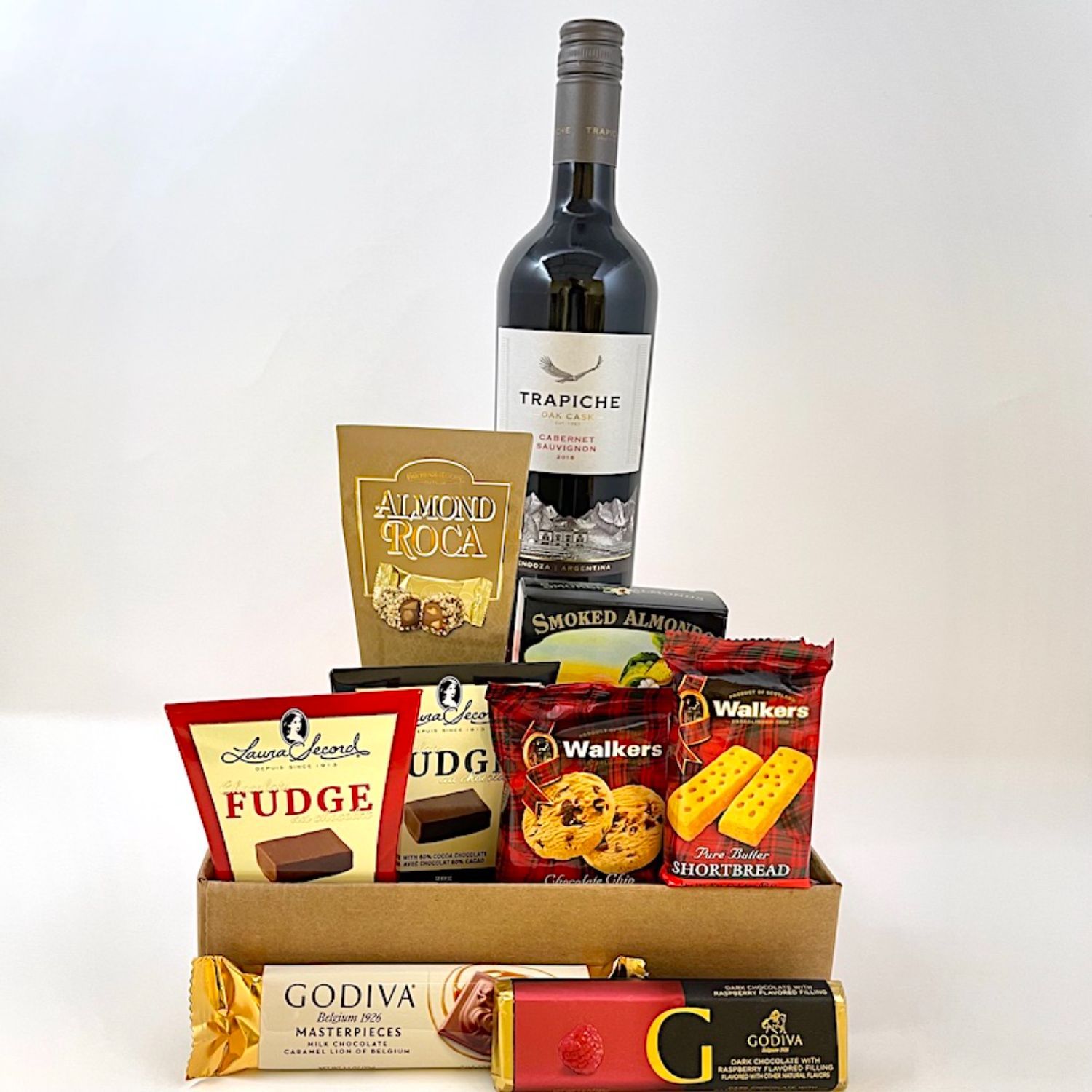 Merry Christmas Delightful Treats And Red Wine Hamper usa ...