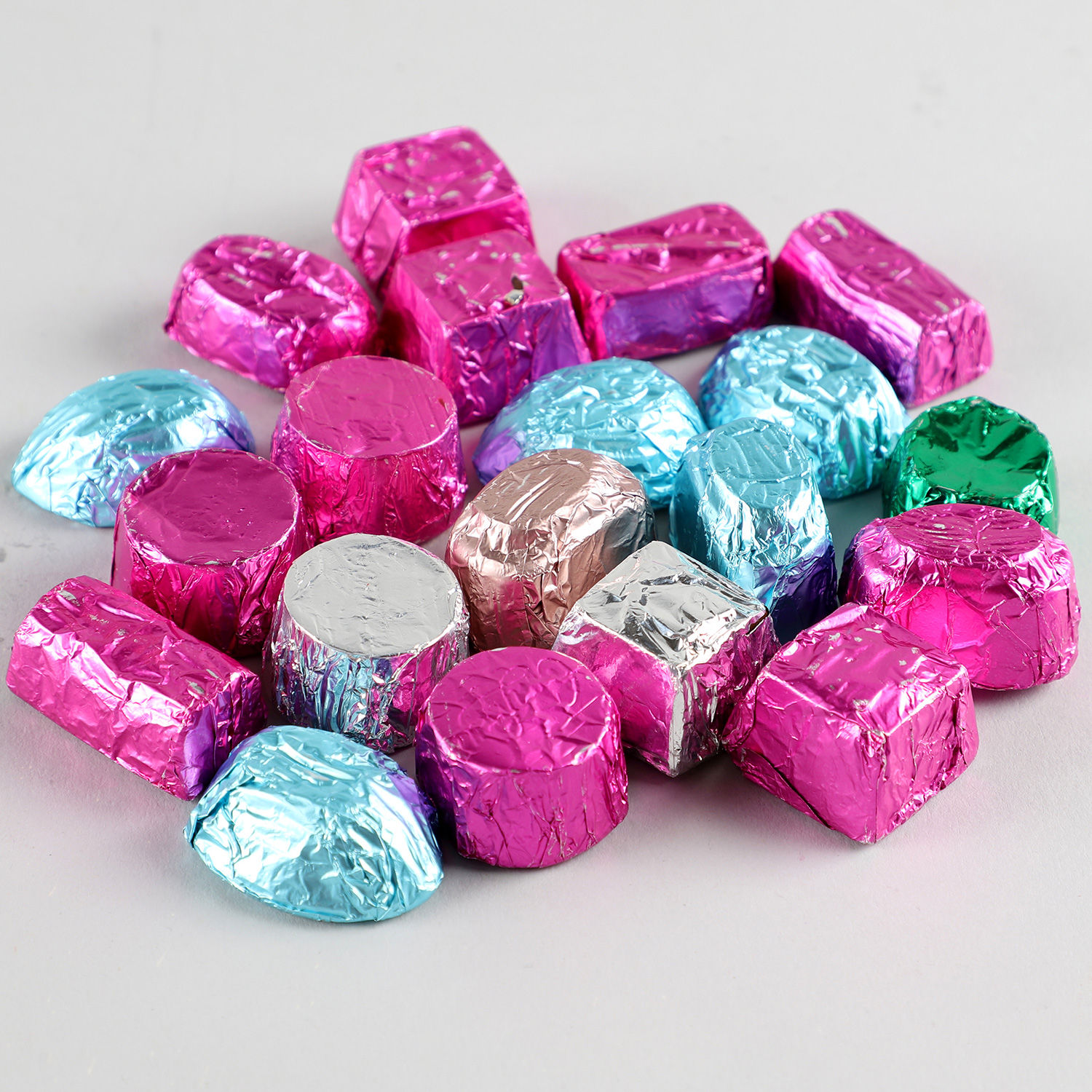 sweet Buy/Send Assorted Swiss Chelsea Chocolate Box Online- FNP