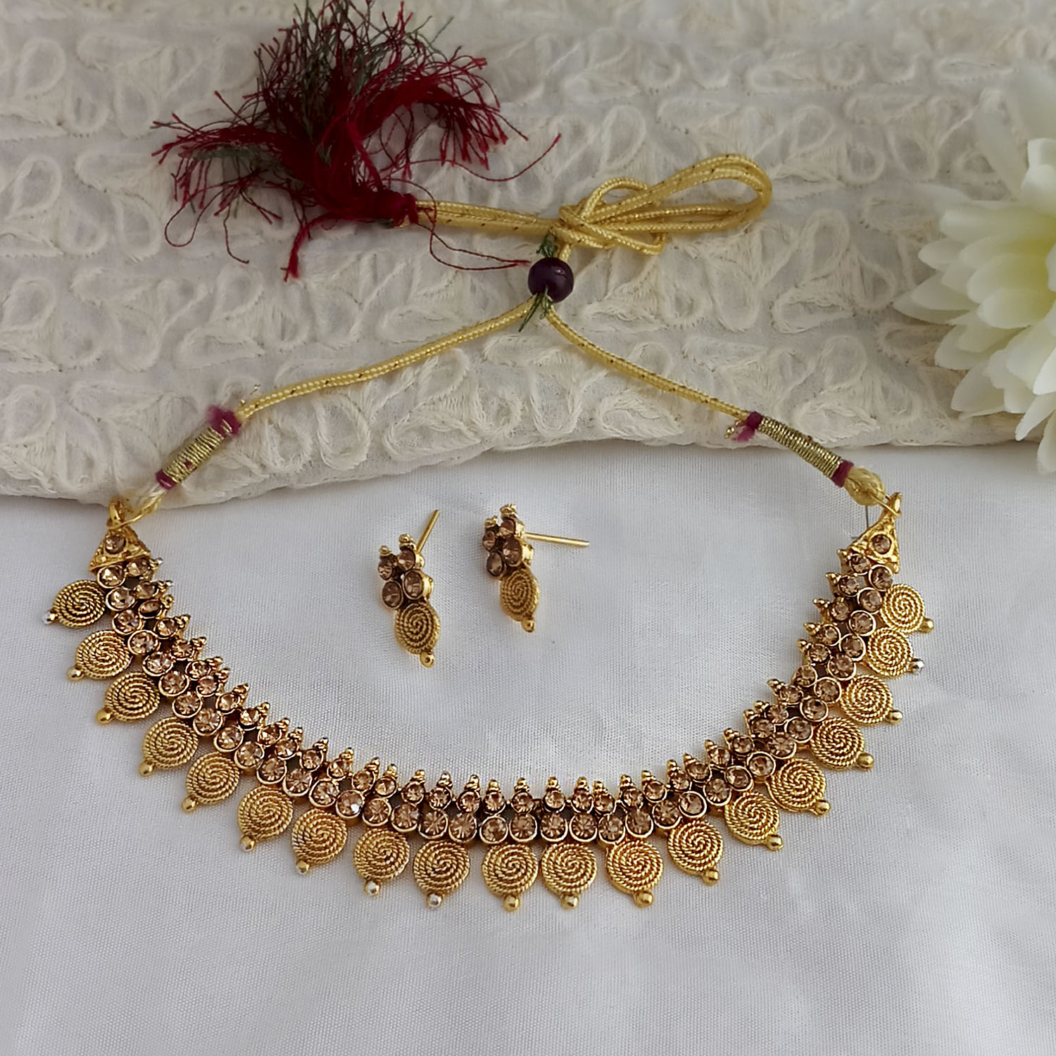 Buy/Send Aesthetic Choker Necklace Set 
