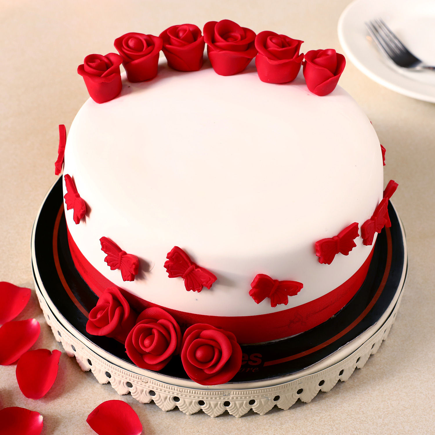 Buy/Send Red Roses Designer Truffle Cake- 3 Kg Online- Ferns N Petals Buy/Send Red Roses Designer Truffle Cake- 3 Kg Online- Ferns N Petals