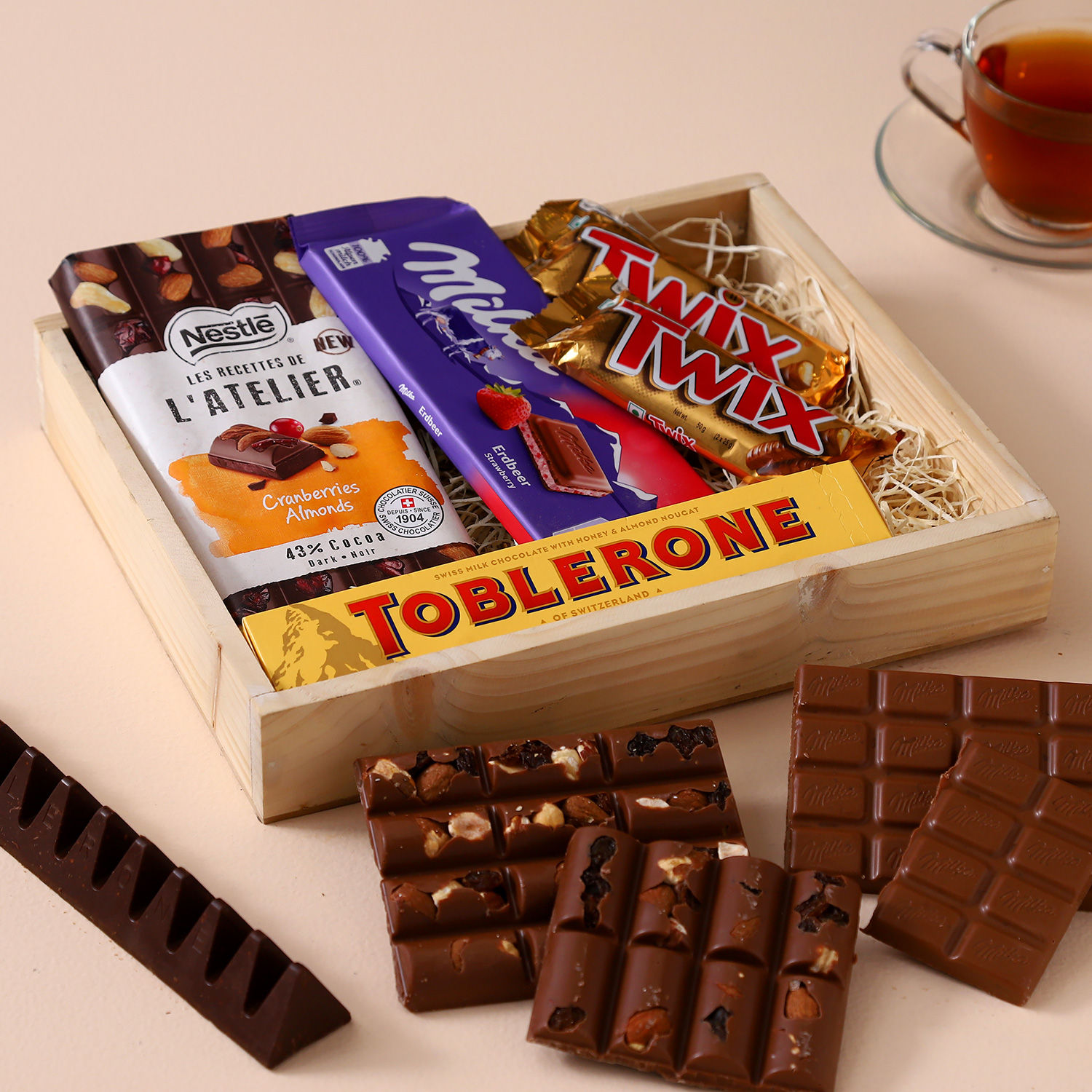 Buy Send Premium Imported Chocolates Tray Online Ferns N Petals Buy Send Premium Imported Chocolates Tray Online Ferns N Petals